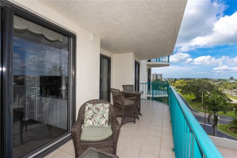 Condo in Clearwater, Florida, 2 bedrooms  № 1913765 - photo 29