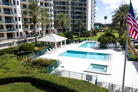 Condo in Clearwater, Florida, 2 bedrooms  № 1913765 - photo 5