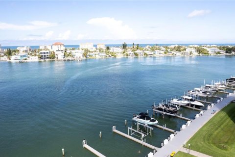 Condo in Clearwater, Florida, 2 bedrooms  № 1913765 - photo 18