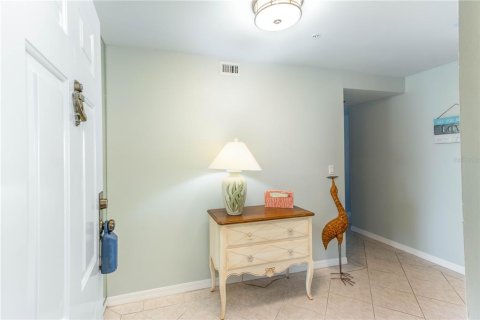 Condo in Clearwater, Florida, 2 bedrooms  № 1913765 - photo 25
