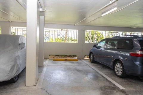 Condo in Clearwater, Florida, 2 bedrooms  № 1913765 - photo 13