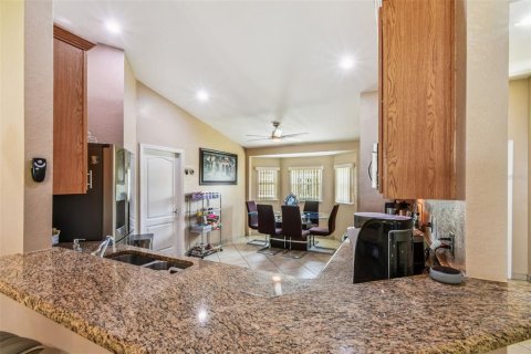 House in Lakeland, Florida 3 bedrooms, 159.98 sq.m. № 1886714 - photo 19