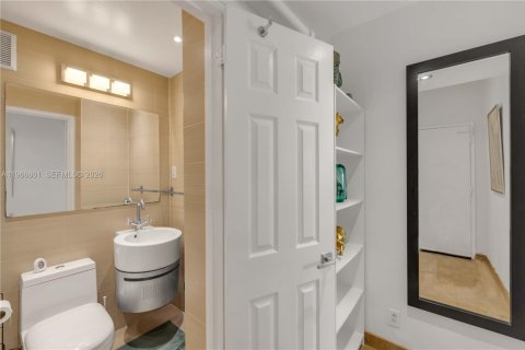 Apartamento en alquiler en Miami Beach, Florida, 41.81 m2 № 2029009 - foto 11