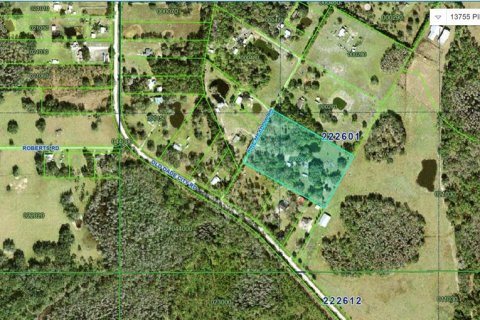 Terreno en venta en Kathleen, Florida № 1915170 - foto 1