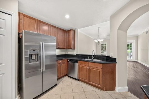 Condo in Four Corners, Florida, 3 bedrooms № 2226230 - photo 14