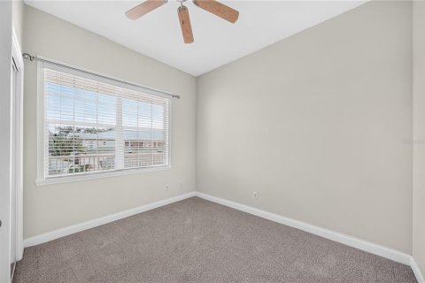 Condo in Four Corners, Florida, 3 bedrooms № 2226230 - photo 21