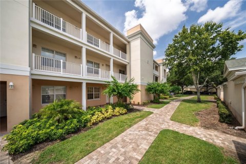 Condo in Four Corners, Florida, 3 bedrooms № 2226230 - photo 3