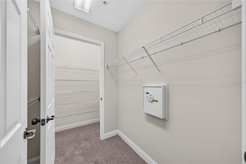 Condo in Four Corners, Florida, 3 bedrooms № 2226230 - photo 19