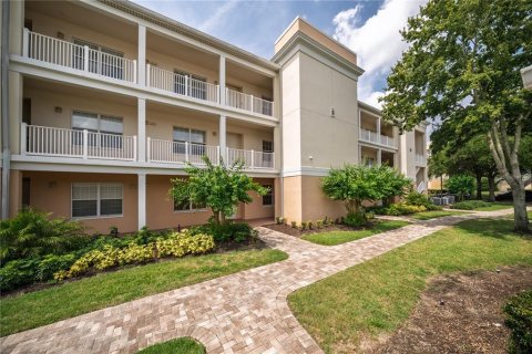 Condo in Four Corners, Florida, 3 bedrooms № 2226230 - photo 4