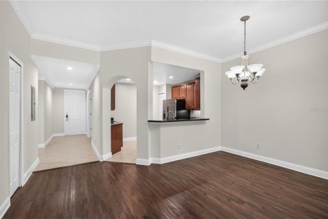 Condo in Four Corners, Florida, 3 bedrooms № 2226230 - photo 12