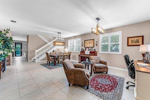 Купить виллу или дом в Майами, Флорида 4 спальни, 287.07м2, № 2006639 - фото 5