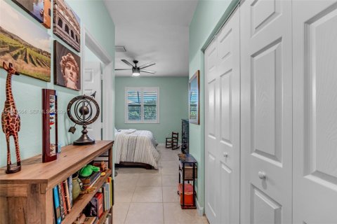 Купить виллу или дом в Майами, Флорида 4 спальни, 287.07м2, № 2006639 - фото 17