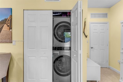 Купить виллу или дом в Майами, Флорида 4 спальни, 287.07м2, № 2006639 - фото 20