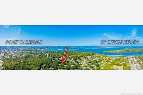Снять в аренду кондоминиум в Стьюарт, Флорида 2 спальни, 104.52м2, № 1155838 - фото 1