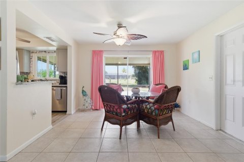 Villa ou maison à vendre à Rotonda, Floride: 2 chambres, 98.01 m2 № 2212038 - photo 15