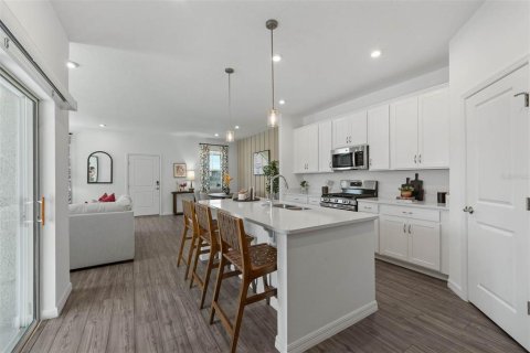 House in DeBary, Florida 3 bedrooms, 163.51 sq.m. № 1917223 - photo 11