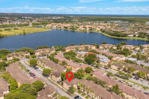 Condominio en venta en Cutler Bay, Florida, 3 dormitorios, 123.1 m2 № 1963793 - foto 29