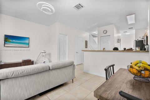 Condominio en venta en Cutler Bay, Florida, 3 dormitorios, 123.1 m2 № 1963793 - foto 9