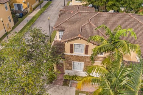 Condominio en venta en Cutler Bay, Florida, 3 dormitorios, 123.1 m2 № 1963793 - foto 24