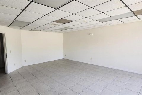Commercial property in Ocala, Florida 214.23 sq.m. № 2097095 - photo 5