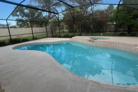 House in Oviedo, Florida 4 bedrooms, 207.26 sq.m. № 2098681 - photo 21