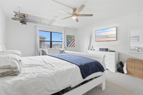 Condo in New Smyrna Beach, Florida, 2 bedrooms  № 2124505 - photo 24