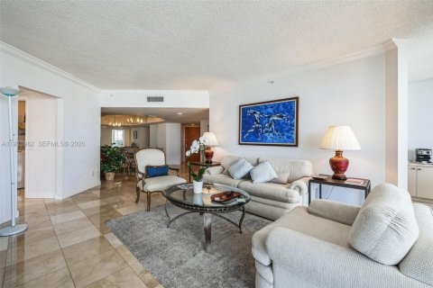 Condominio en alquiler en Aventura, Florida, 3 dormitorios, 173.73 m2 № 2152684 - foto 2