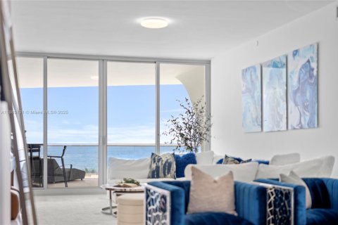 Copropriété à louer à Sunny Isles Beach, Floride: 3 chambres, 232.53 m2 № 1979418 - photo 8