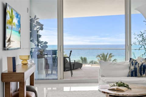 Copropriété à louer à Sunny Isles Beach, Floride: 3 chambres, 232.53 m2 № 1979418 - photo 9