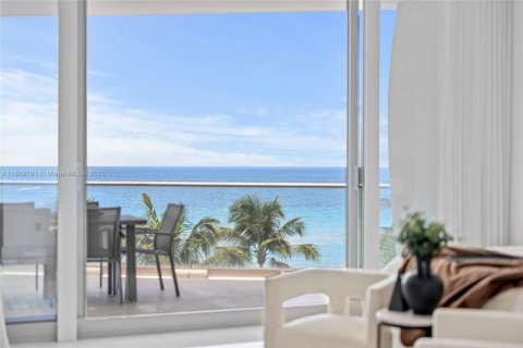 Снять в аренду кондоминиум в Санни-Айлс-Бич, Флорида 3 спальни, 232.53м2, № 1979418 - фото 21