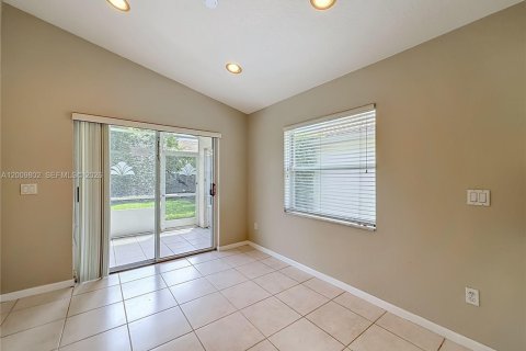 House in Boca Raton, Florida 3 bedrooms, 157.66 sq.m. № 2075371 - photo 14