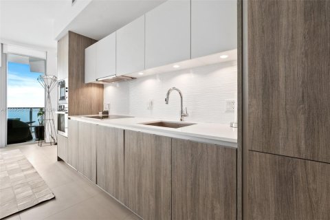 Copropriété à louer à Miami, Floride: 1 chambre, 84.73 m2 № 1938889 - photo 18