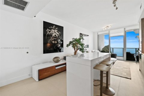 Copropriété à louer à Miami, Floride: 1 chambre, 84.73 m2 № 1938889 - photo 20