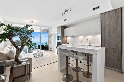 Copropriété à louer à Miami, Floride: 1 chambre, 84.73 m2 № 1938889 - photo 7