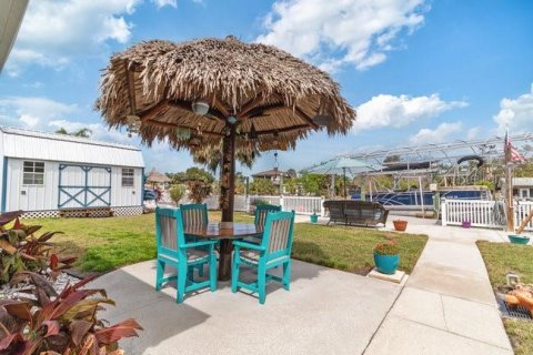 House in Hudson, Florida 3 bedrooms, 141.95 sq.m. № 1593190 - photo 26