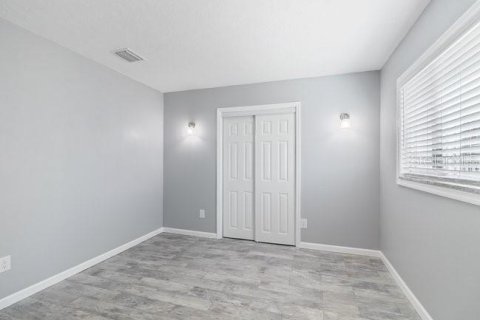 House in Hudson, Florida 3 bedrooms, 141.95 sq.m. № 1593190 - photo 10