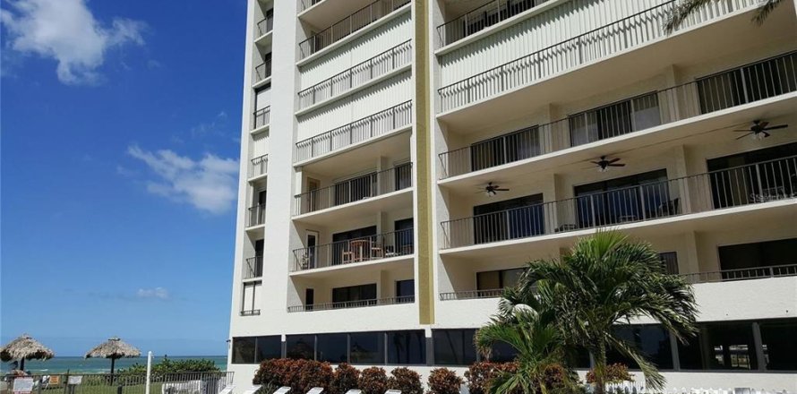 Condominio en Clearwater, Florida, 2 dormitorios  № 1417932