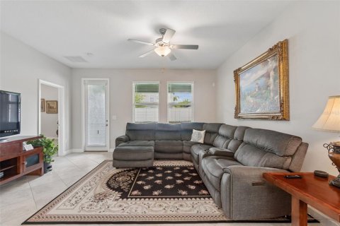 Casa en venta en Ruskin, Florida, 4 dormitorios, 191.47 m2 № 2110109 - foto 9