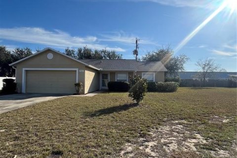 Villa ou maison à Leesburg, Floride 3 chambres, 111.48 m2 № 2373620