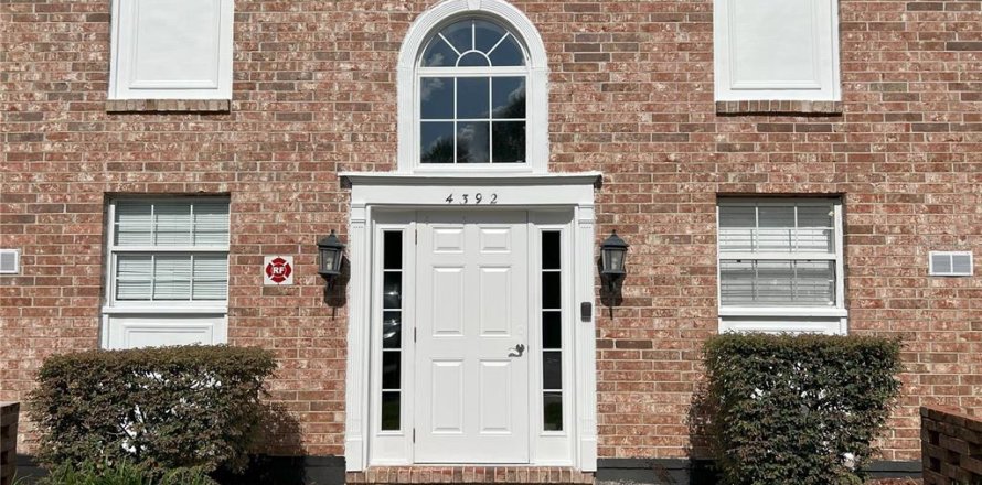 Condominio en Orlando, Florida, 2 dormitorios № 1881423