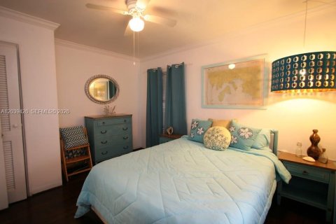 Casa en venta en Fort Lauderdale, Florida, 2 dormitorios, 62.43 m2 № 2168299 - foto 8