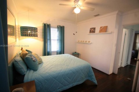 Casa en venta en Fort Lauderdale, Florida, 2 dormitorios, 62.43 m2 № 2168299 - foto 7