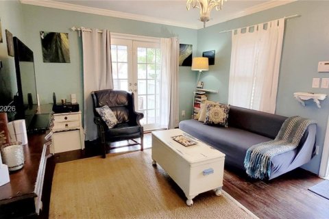 Casa en Fort Lauderdale, Florida 2 dormitorios, 62.43 m2 № 2168299