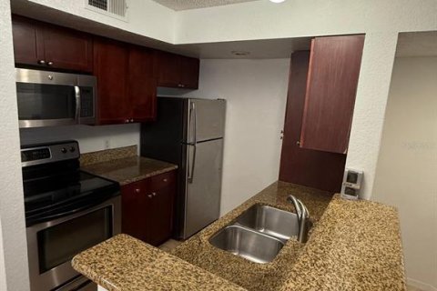 Condo in Orlando, Florida, 1 bedroom  № 1626645 - photo 4