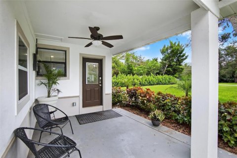 House in Temple Terrace, Florida 3 bedrooms, 106.74 sq.m. № 1854639 - photo 6