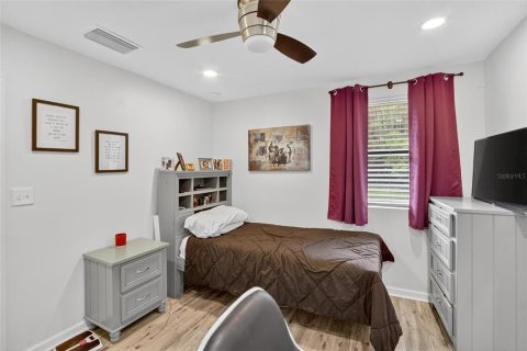 House in Temple Terrace, Florida 3 bedrooms, 106.74 sq.m. № 1854639 - photo 27