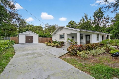 House in Temple Terrace, Florida 3 bedrooms, 106.74 sq.m. № 1854639 - photo 28