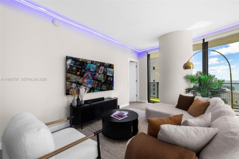 Condominio en alquiler en Miami, Florida, 2 dormitorios, 104.14 m2 № 2025480 - foto 4