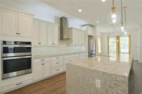 Villa ou maison à louer à Orlando, Floride: 4 chambres, 270.25 m2 № 2106461 - photo 8