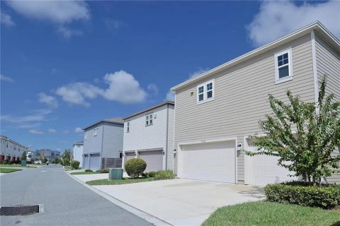 Villa ou maison à louer à Orlando, Floride: 4 chambres, 270.25 m2 № 2106461 - photo 30